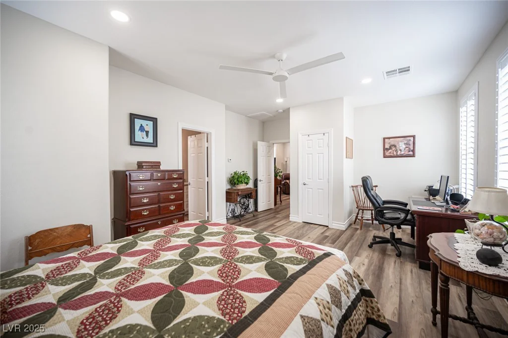 5815 Pristine Falls, Las Vegas, NV 89131