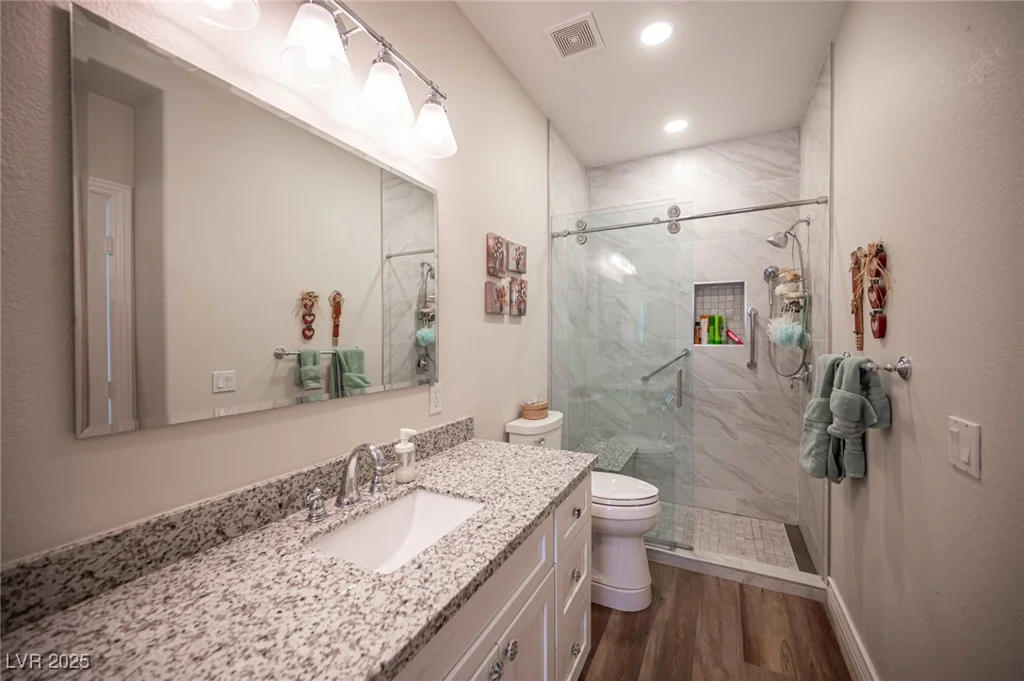 5815 Pristine Falls, Las Vegas, NV 89131