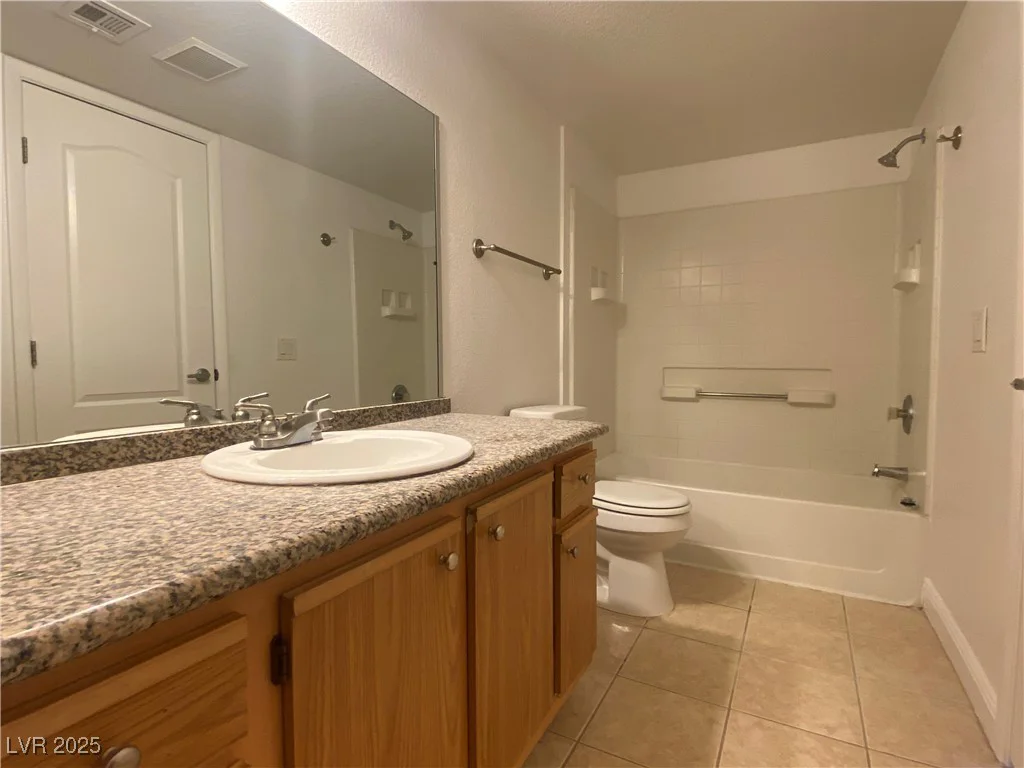 5055 Hacienda, Las Vegas, NV 89118