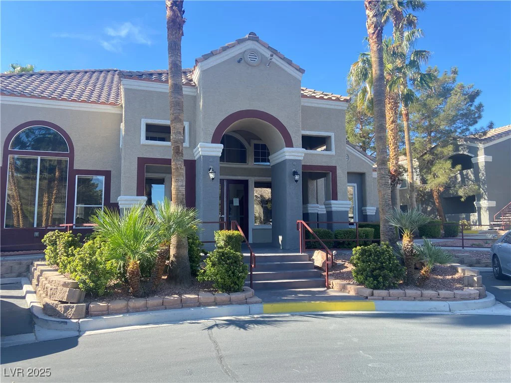 5055 Hacienda, Las Vegas, NV 89118