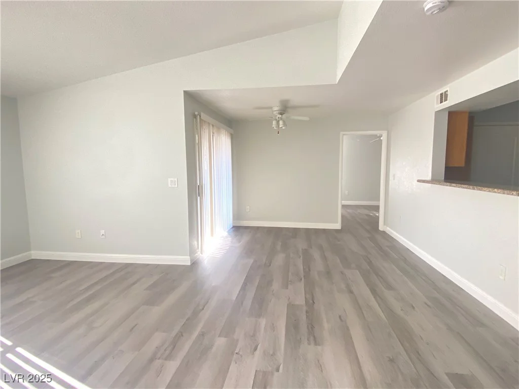 5055 Hacienda, Las Vegas, NV 89118