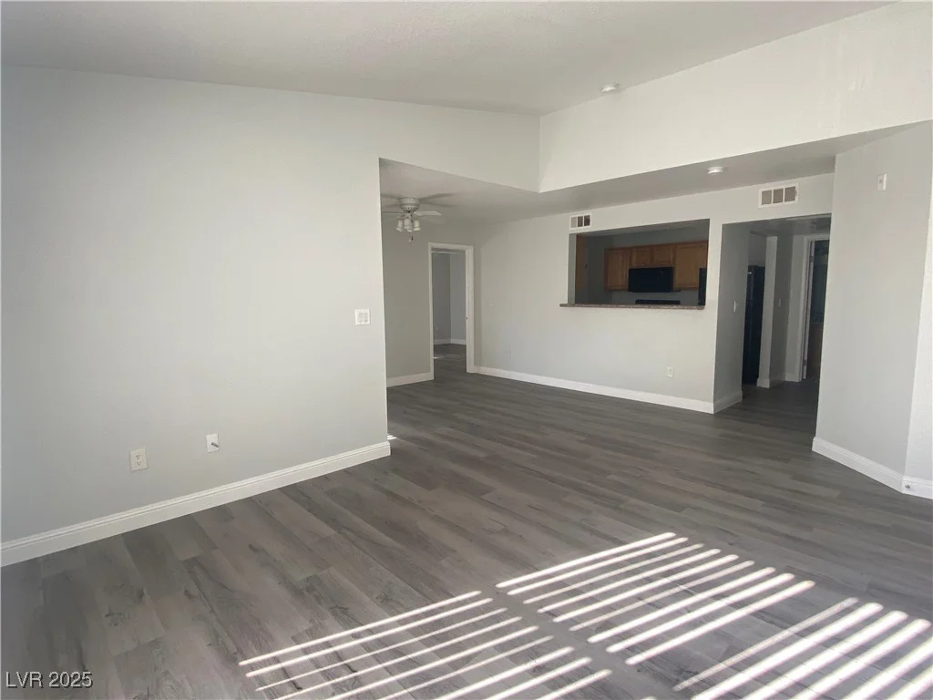 5055 Hacienda, Las Vegas, NV 89118