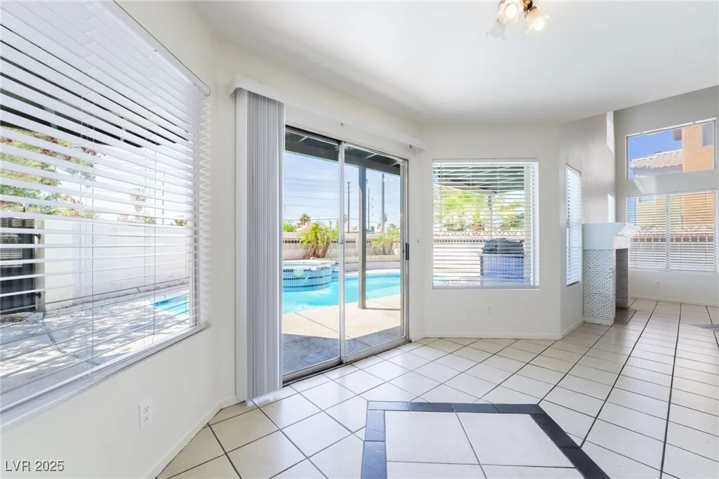 2211 Arborwood, Las Vegas, NV 89142