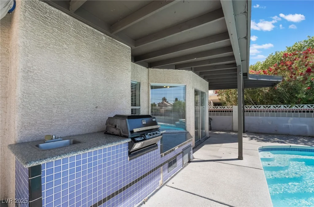 2211 Arborwood, Las Vegas, NV 89142