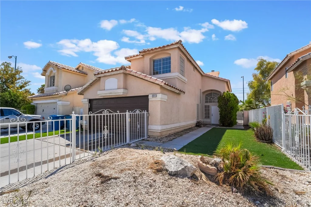 2211 Arborwood, Las Vegas, NV 89142