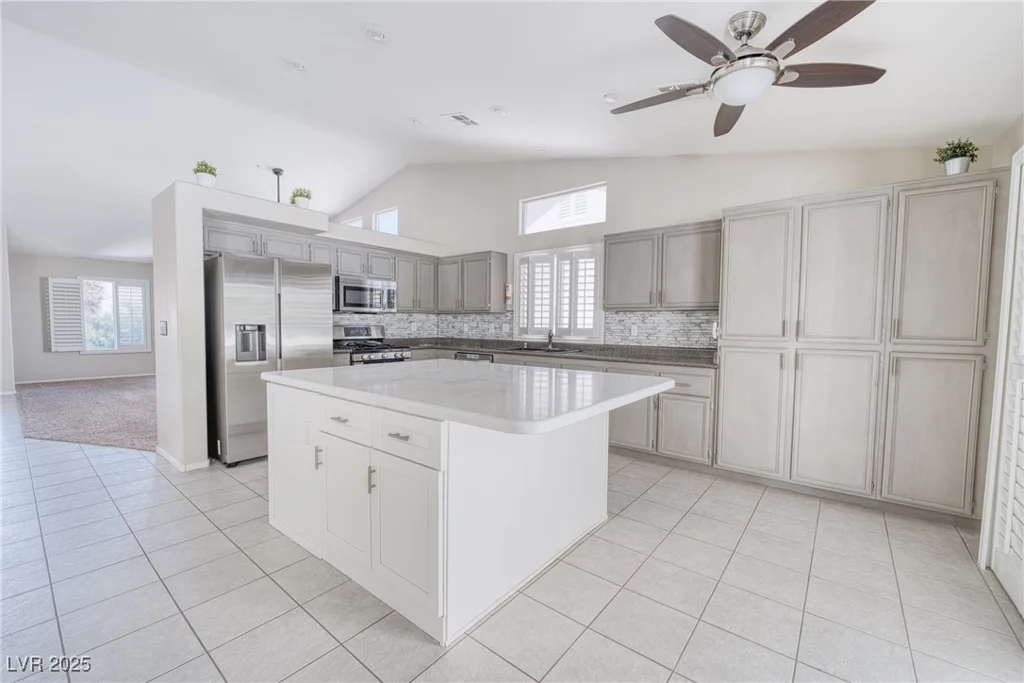 1068 Pincay, Henderson, NV 89015