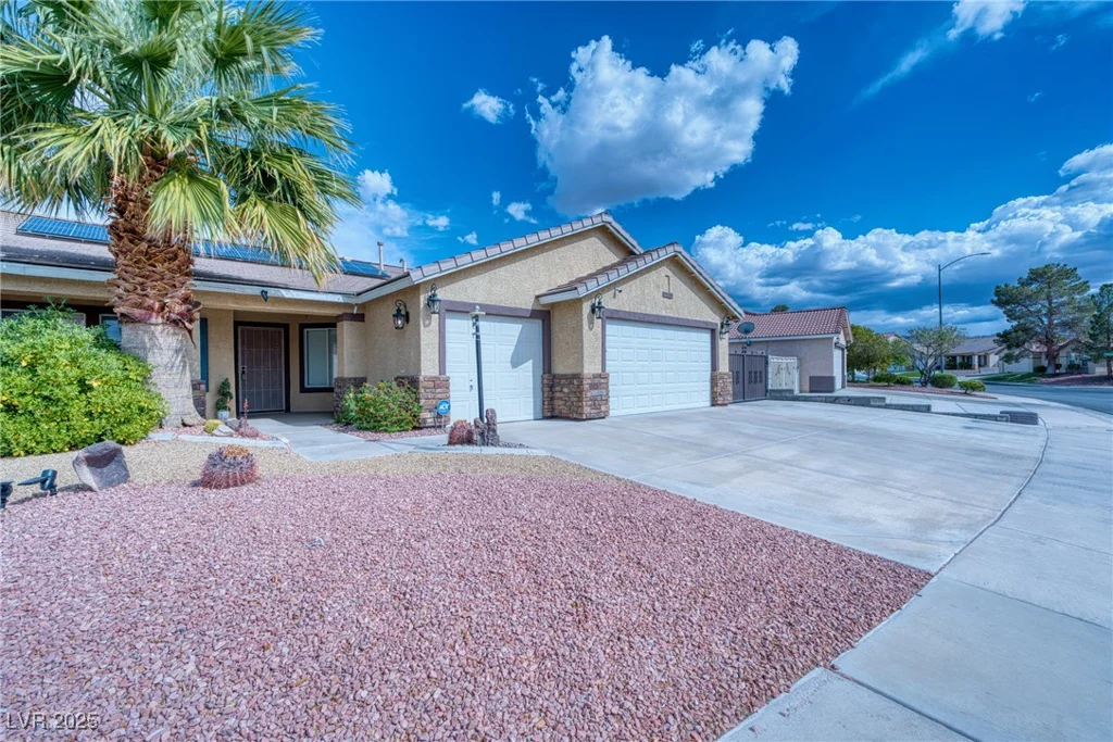 1068 Pincay, Henderson, NV 89015