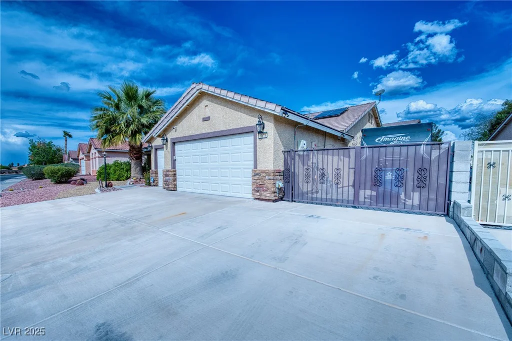 1068 Pincay, Henderson, NV 89015