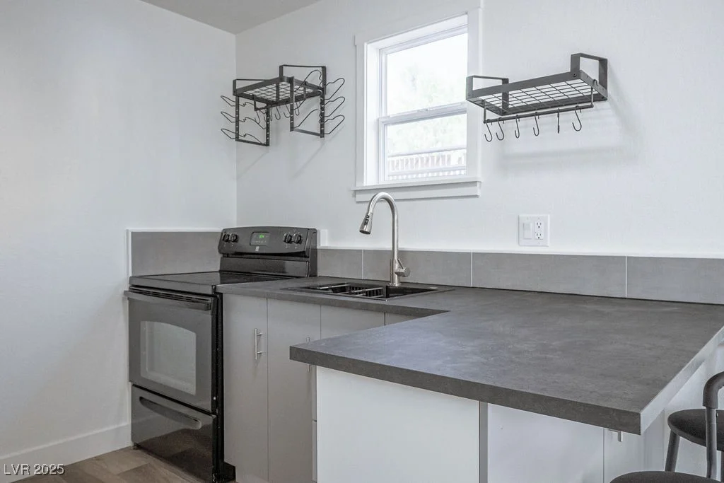 58 Wyoming, Henderson, NV 89015