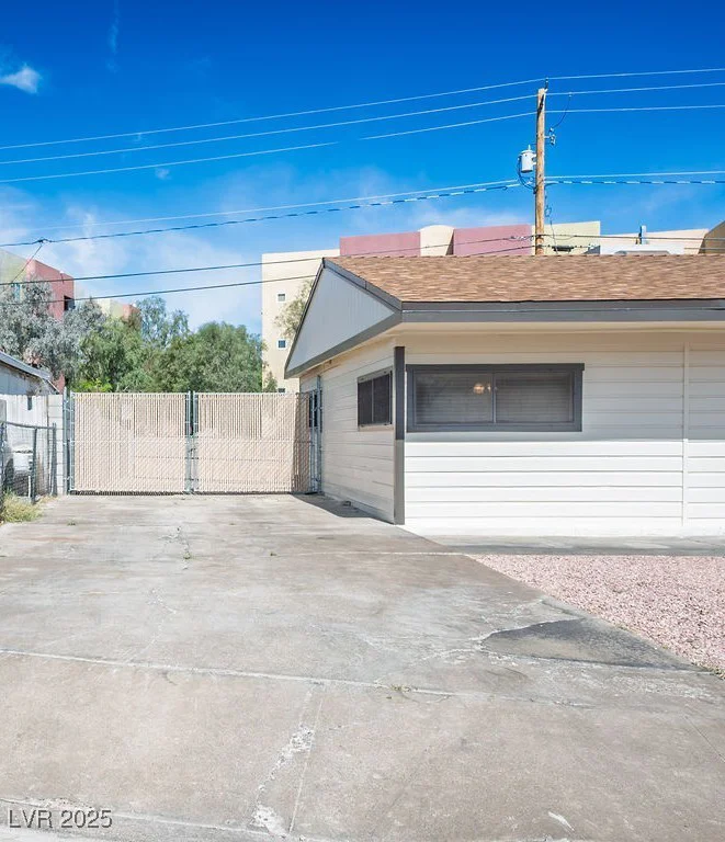 58 Wyoming, Henderson, NV 89015