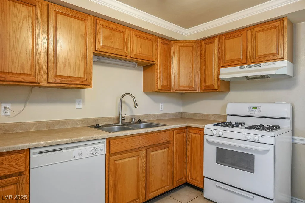 58 Wyoming, Henderson, NV 89015