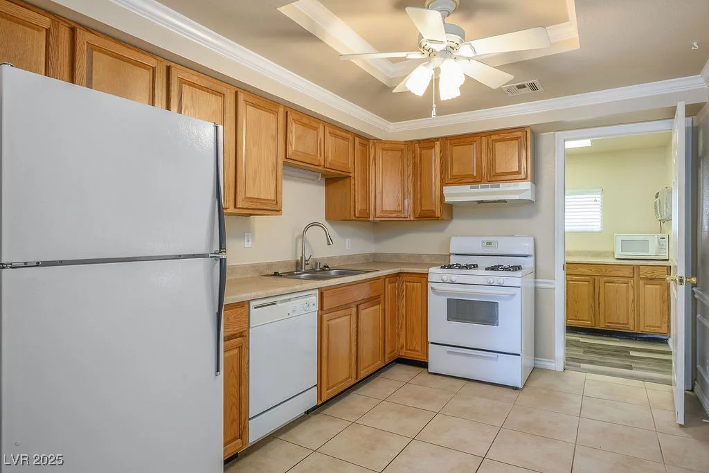 58 Wyoming, Henderson, NV 89015