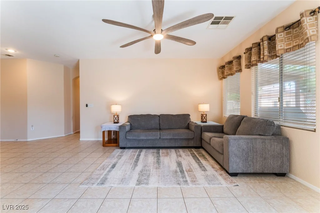 5322 Kadena Garden, North Las Vegas, NV 89031