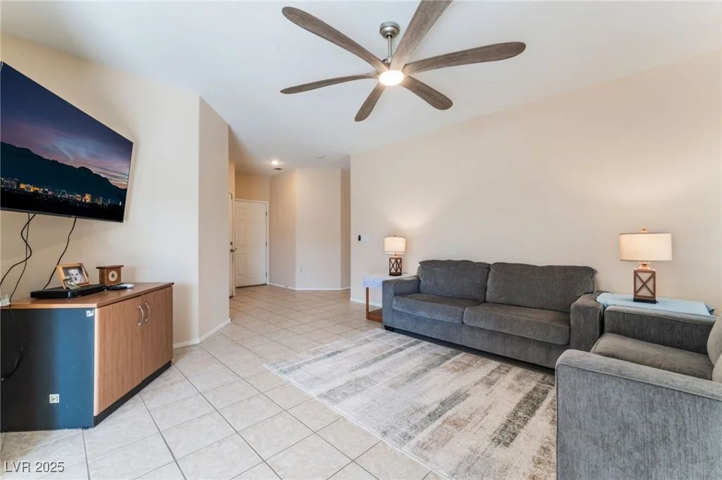 5322 Kadena Garden, North Las Vegas, NV 89031