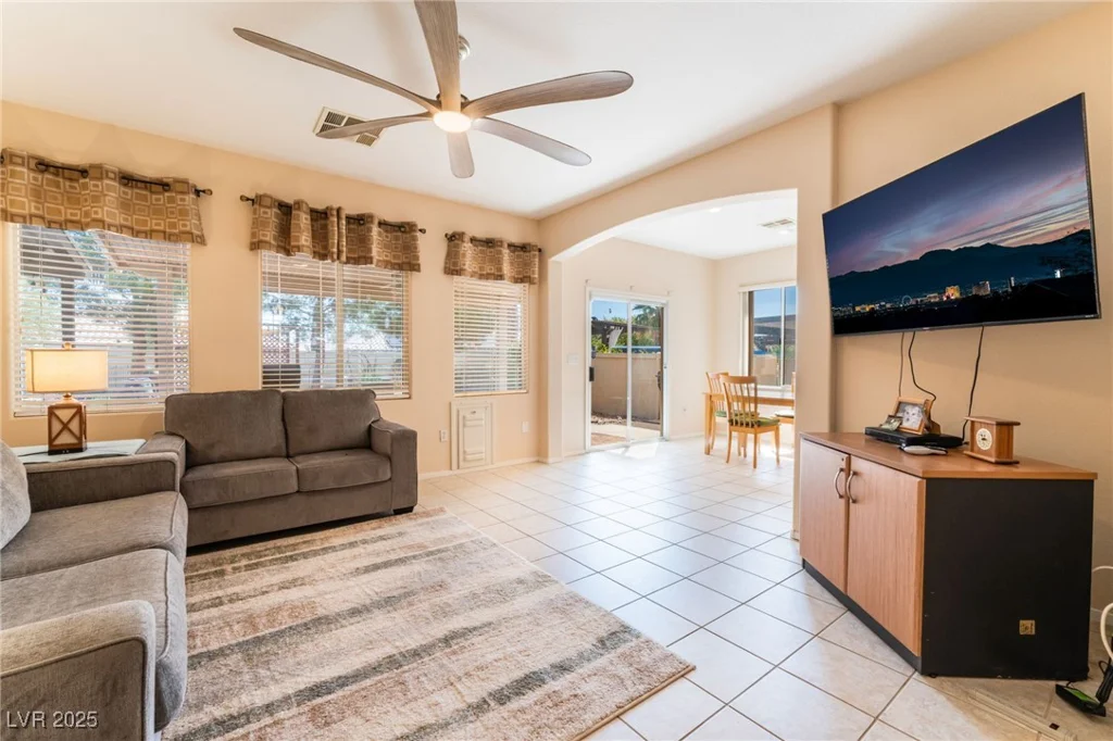 5322 Kadena Garden, North Las Vegas, NV 89031