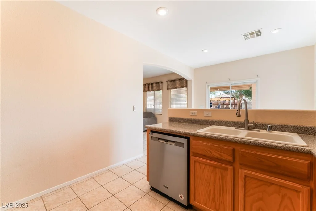 5322 Kadena Garden, North Las Vegas, NV 89031
