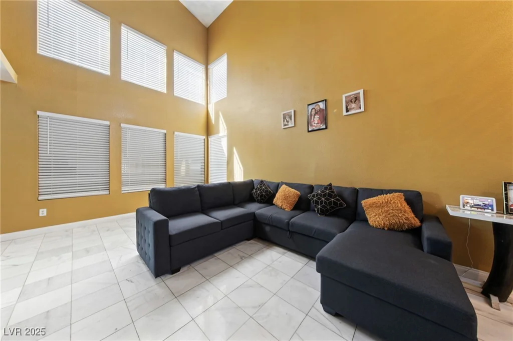 4617 Baby Bird, Las Vegas, NV 89115