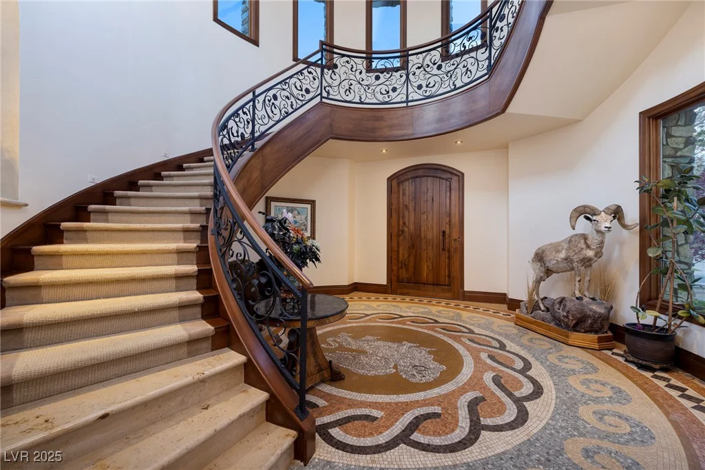2619 Red Arrow, Las Vegas, NV 89135