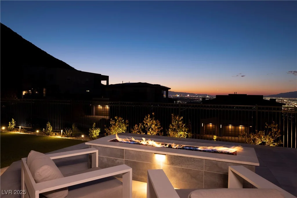 294 Watteau, Henderson, NV 89012