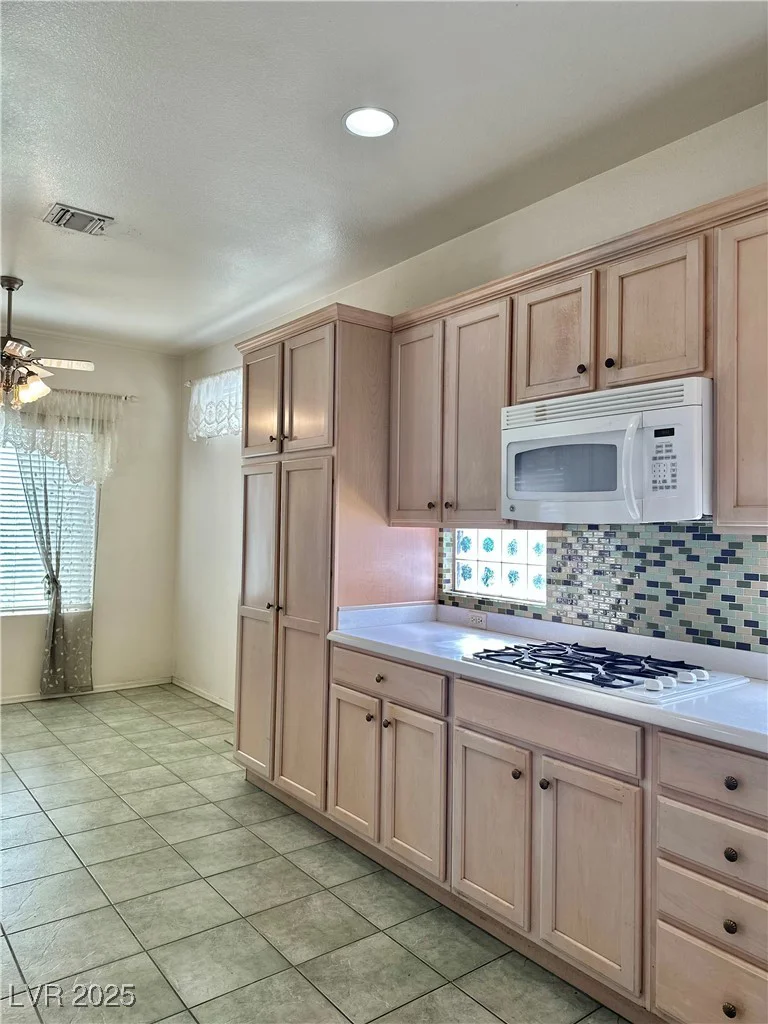 1977 High Mesa, Henderson, NV 89012