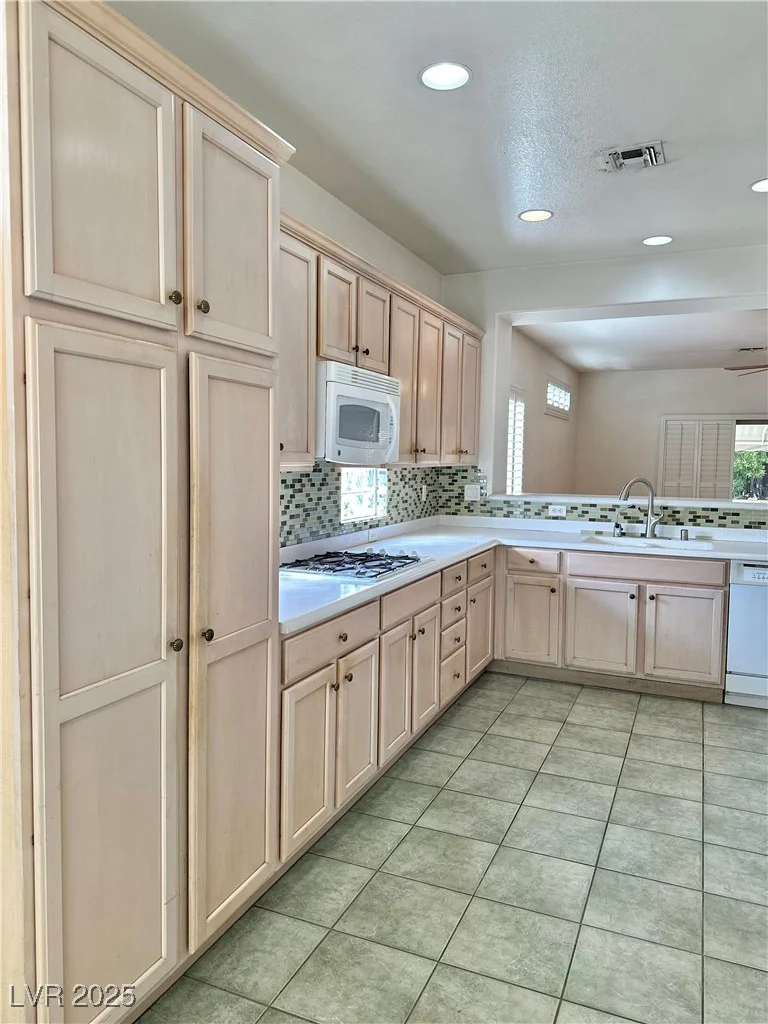 1977 High Mesa, Henderson, NV 89012