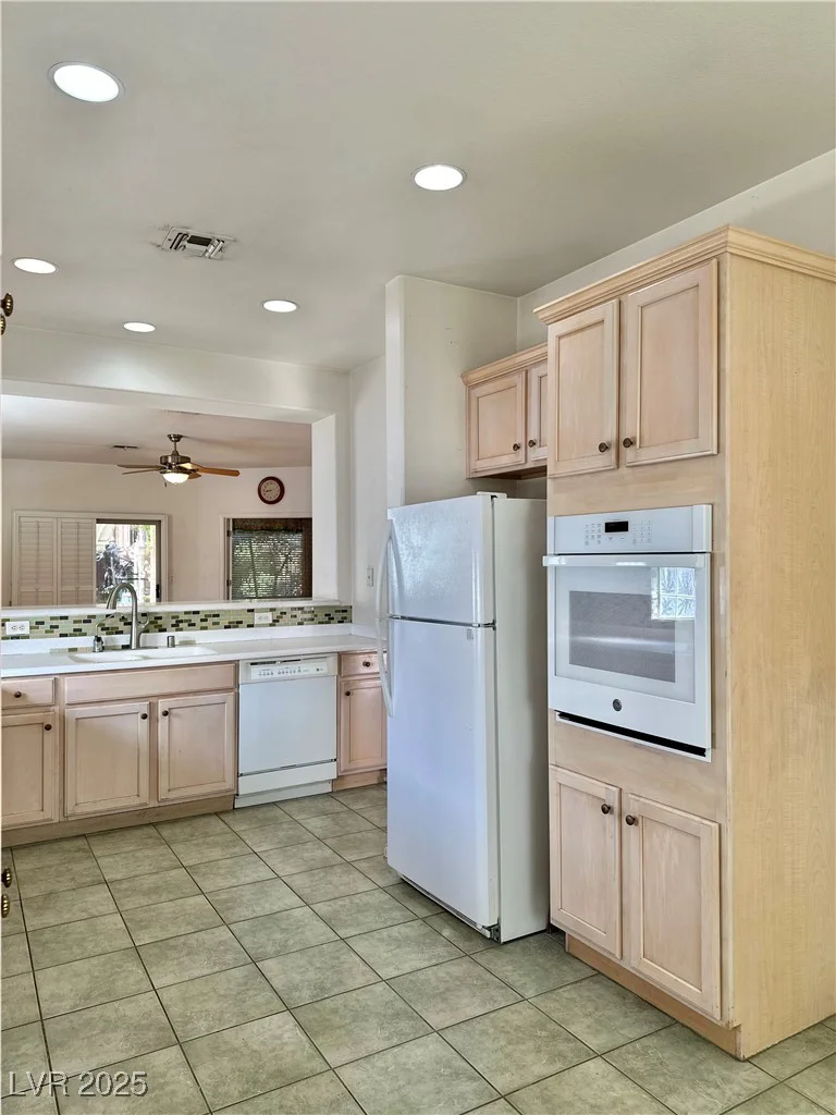 1977 High Mesa, Henderson, NV 89012