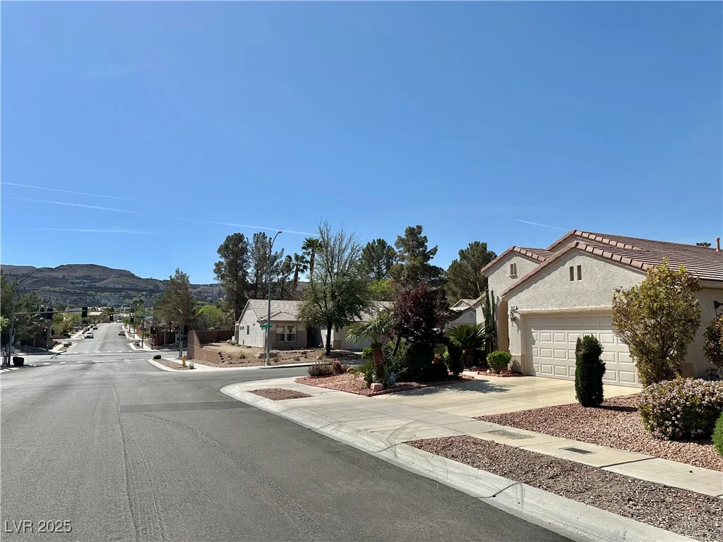 1977 High Mesa, Henderson, NV 89012