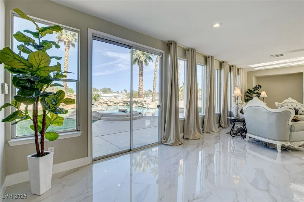10550 Patrington, Las Vegas, NV 89183