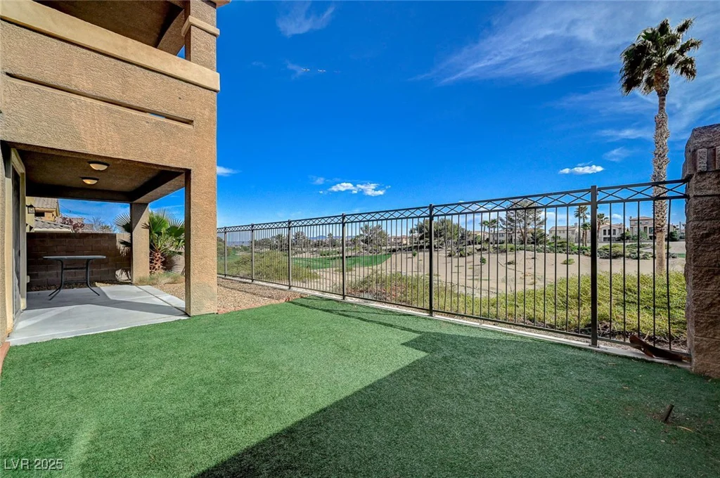 153 Tall Ruff, Las Vegas, NV 89148