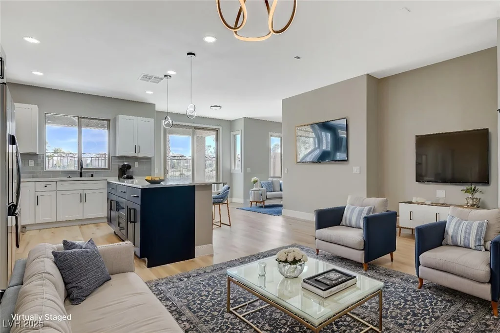 153 Tall Ruff, Las Vegas, NV 89148