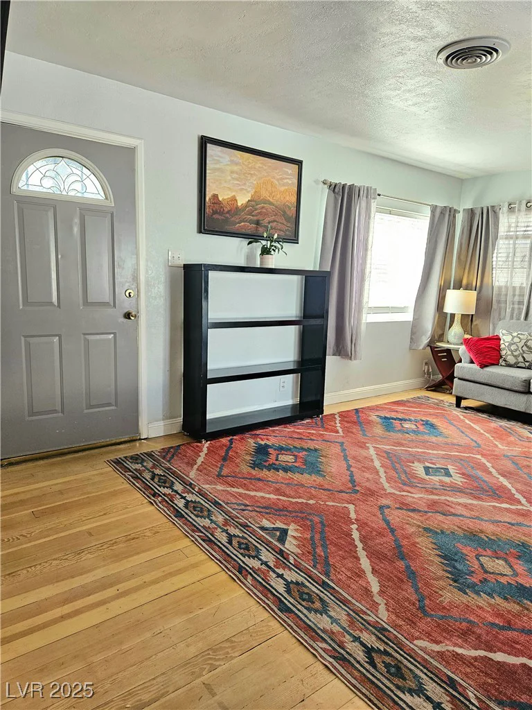 424 16th, Las Vegas, NV 89101