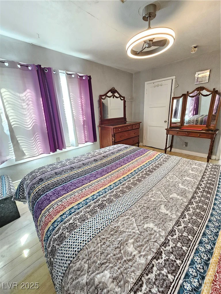 424 16th, Las Vegas, NV 89101