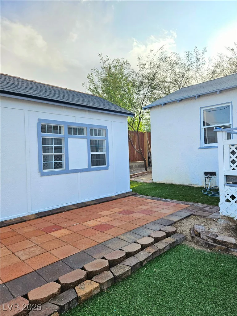 424 16th, Las Vegas, NV 89101