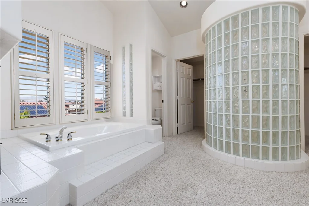 8516 Montago Valley, Las Vegas, NV 89117