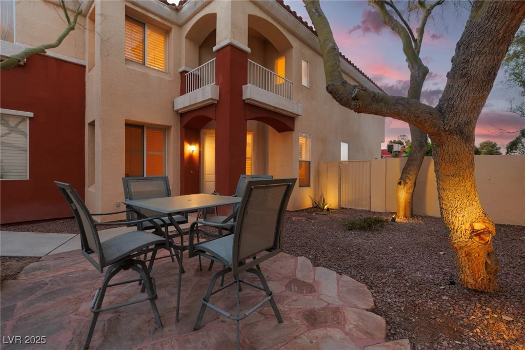 8516 Montago Valley, Las Vegas, NV 89117