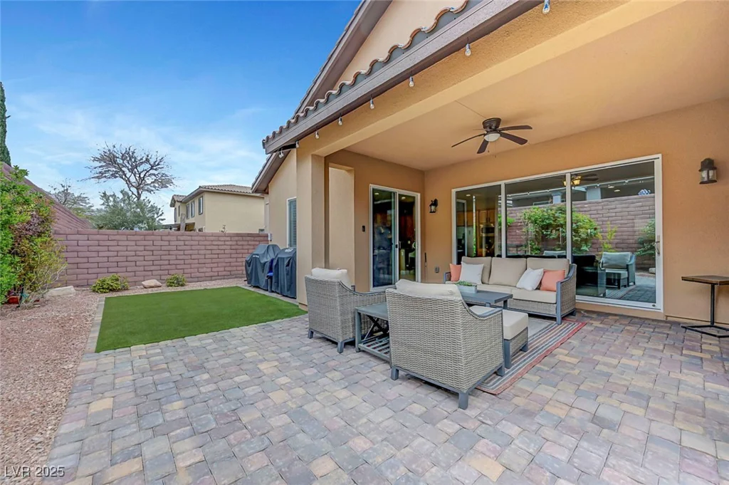 10293 Koala Forest, Las Vegas, NV 89178