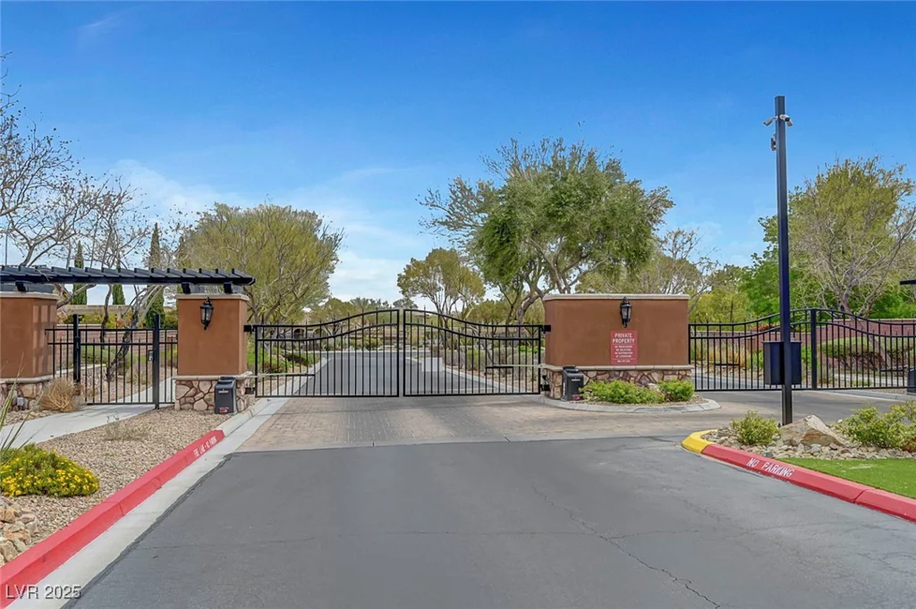 10293 Koala Forest, Las Vegas, NV 89178