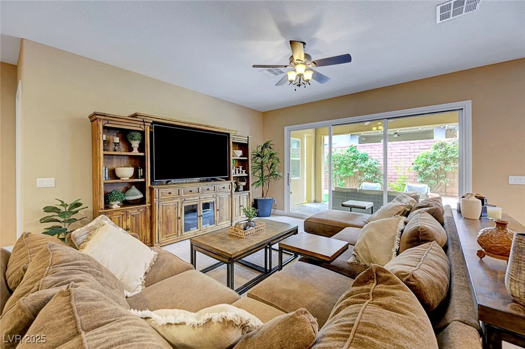 10293 Koala Forest, Las Vegas, NV 89178