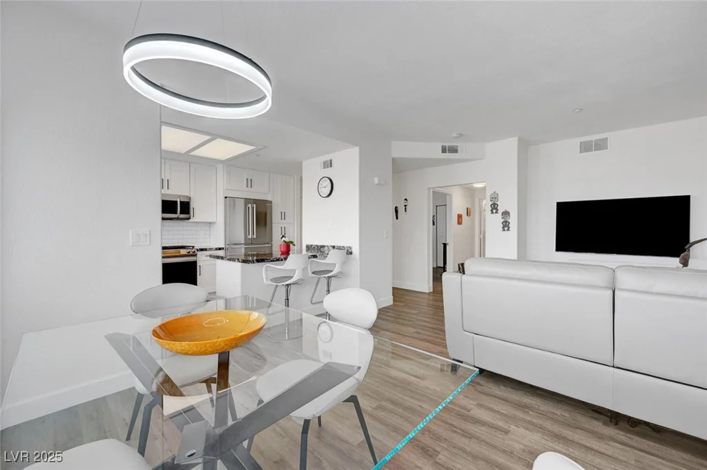 830 Carnegie, Henderson, NV 89052