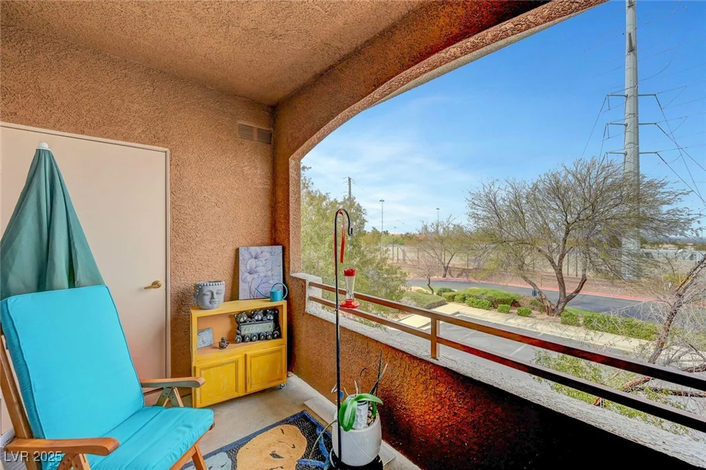 830 Carnegie, Henderson, NV 89052