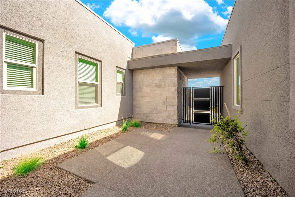 11911 Sandstone Arch, Las Vegas, NV 89138