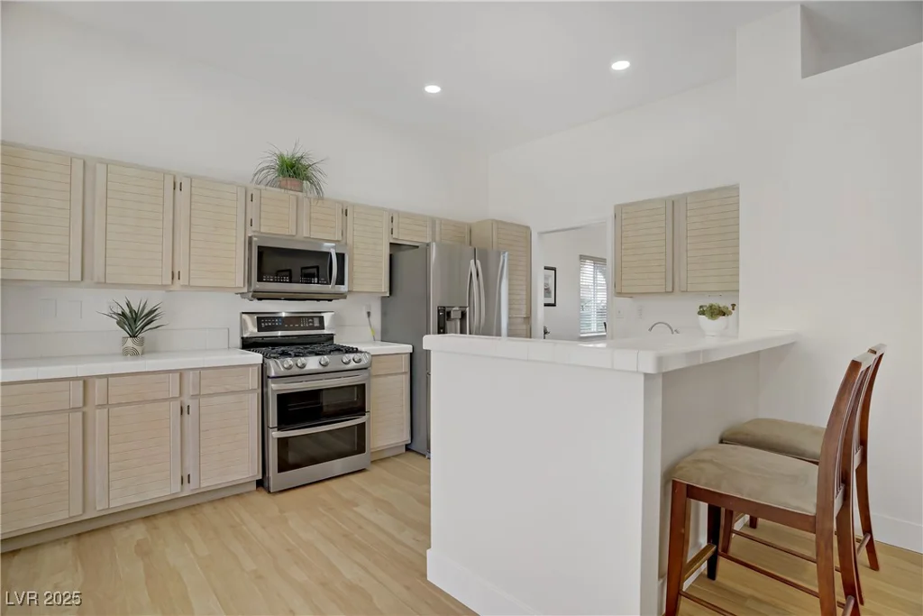 1736 Saddleback, Henderson, NV 89014