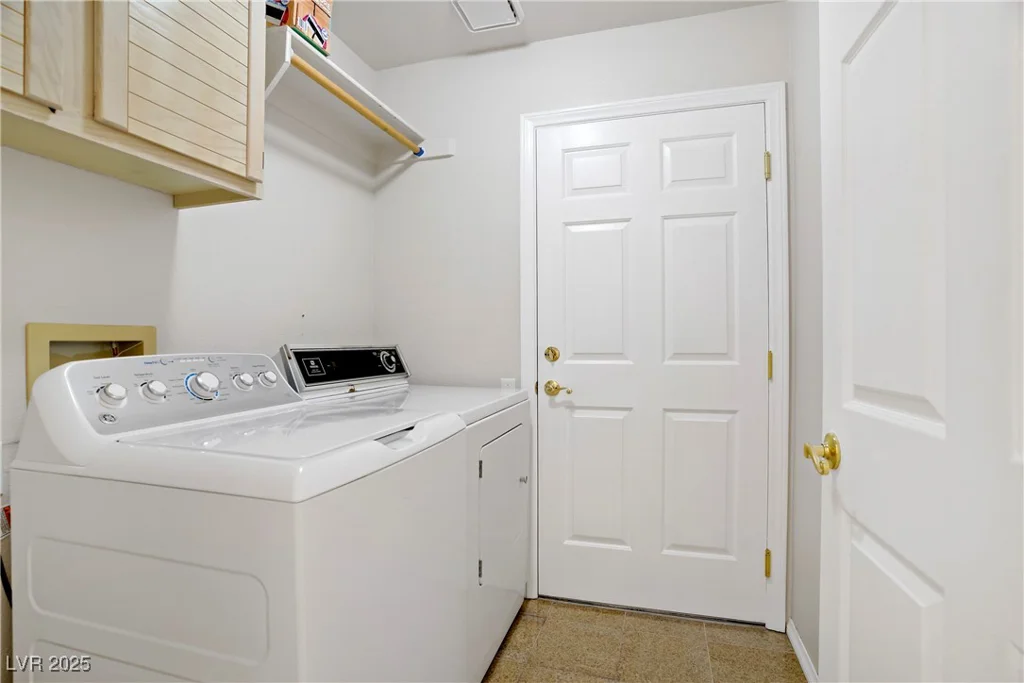 1736 Saddleback, Henderson, NV 89014