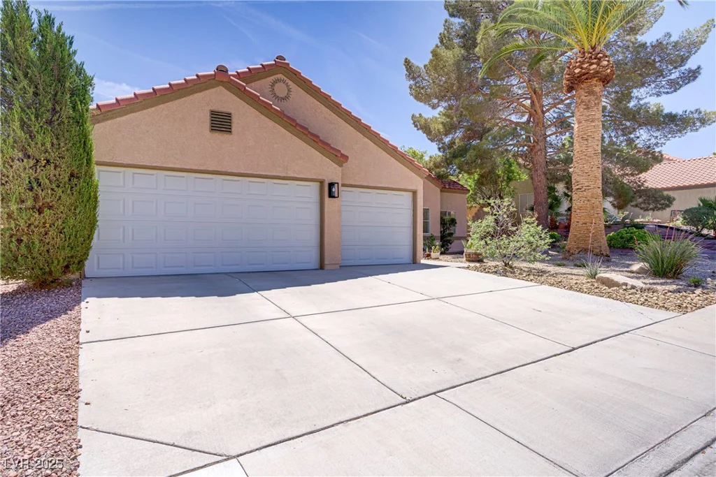 1736 Saddleback, Henderson, NV 89014