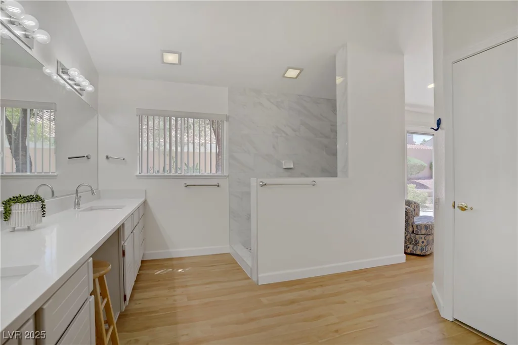 1736 Saddleback, Henderson, NV 89014