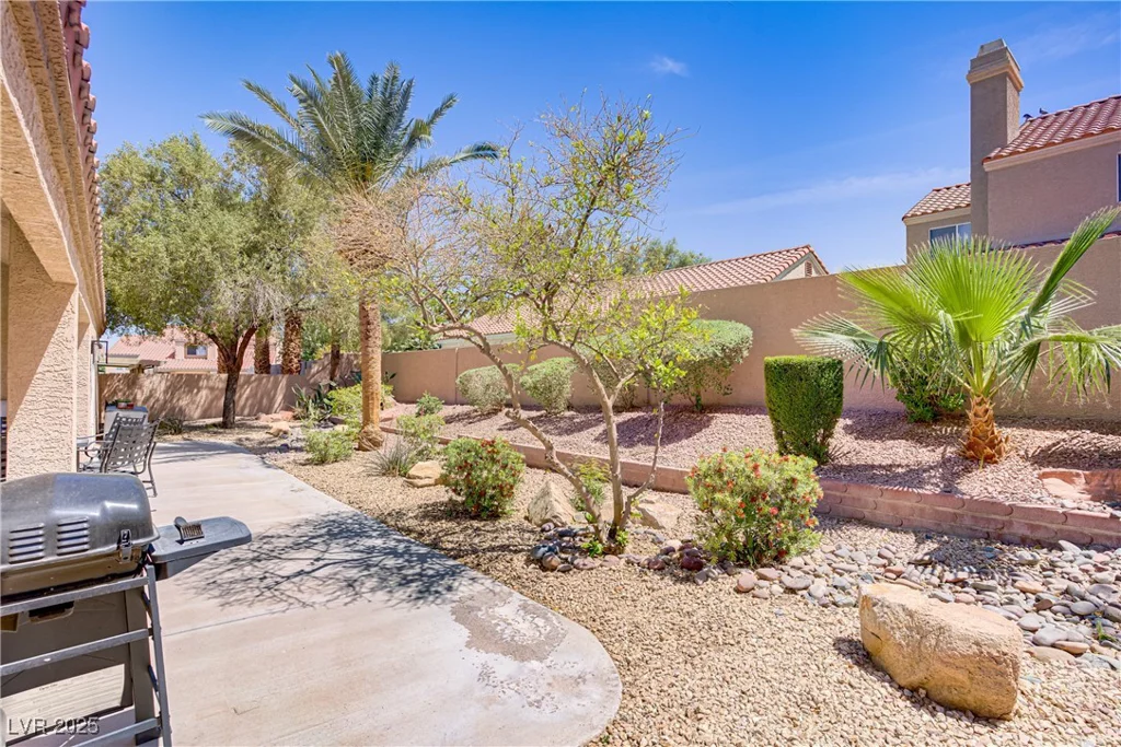 1736 Saddleback, Henderson, NV 89014