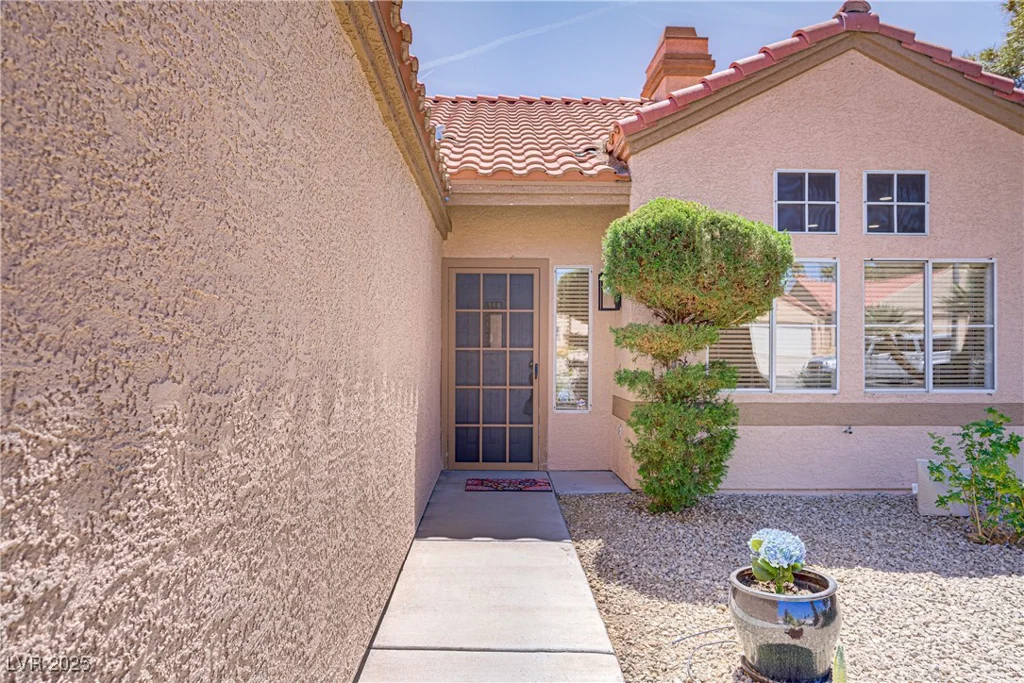 1736 Saddleback, Henderson, NV 89014