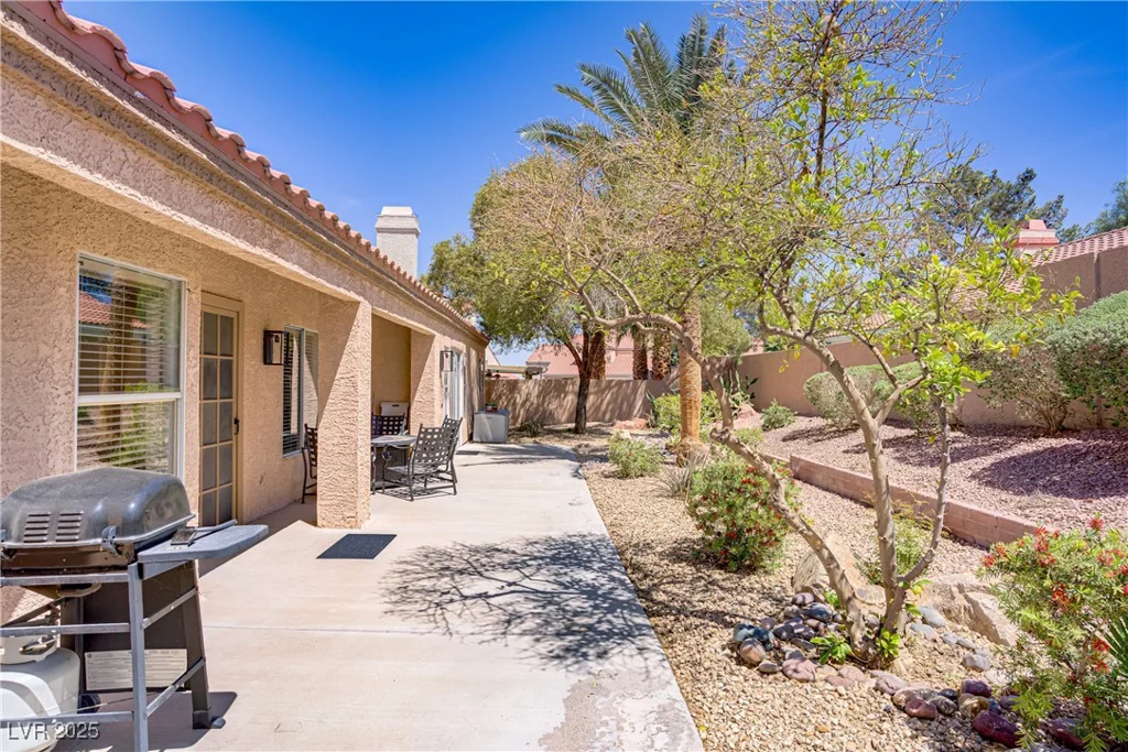 1736 Saddleback, Henderson, NV 89014