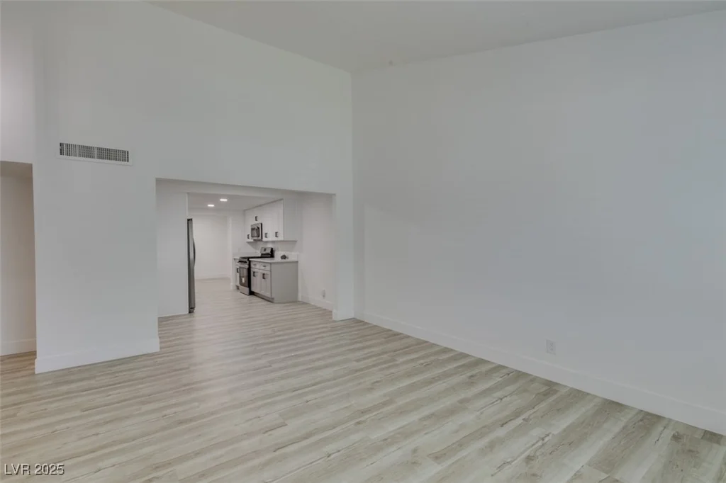 5608 Ridgeline, Las Vegas, NV 89107