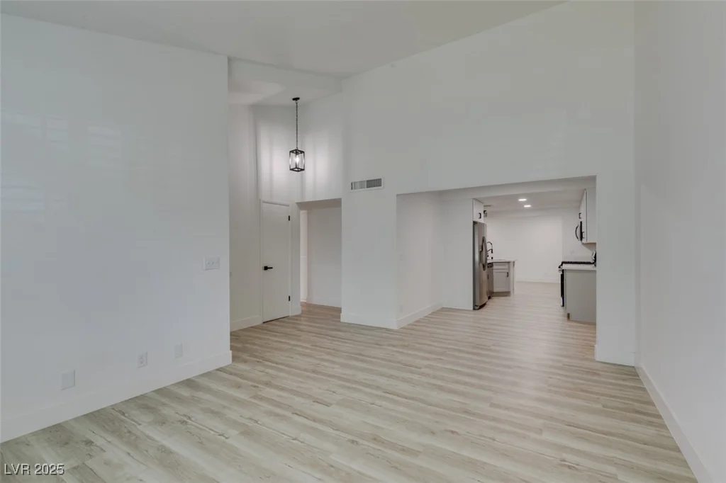 5608 Ridgeline, Las Vegas, NV 89107
